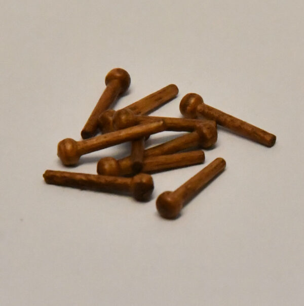 Mantua Walnut Nails Pack of 10