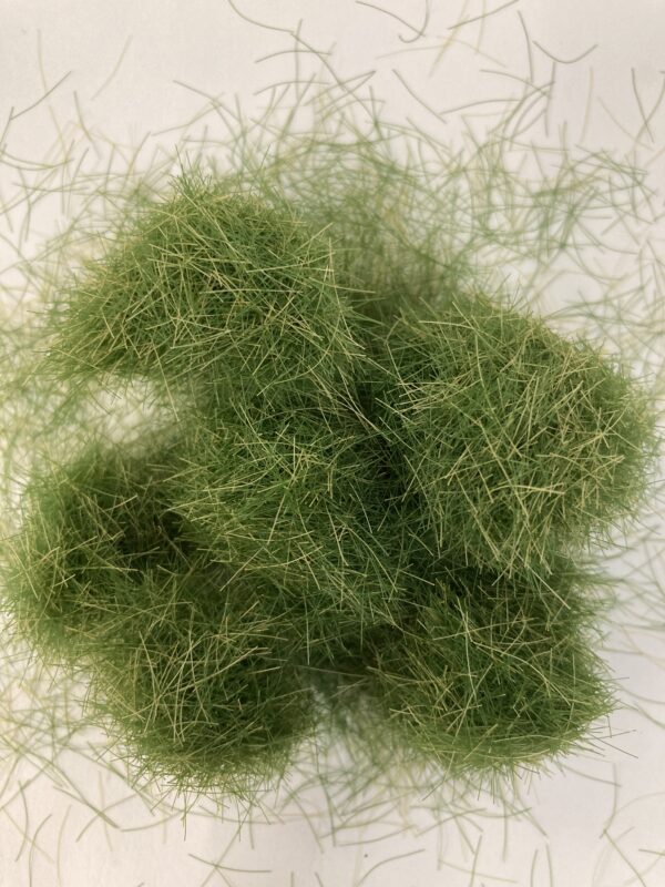Grass Masters Flock - 12mm Mid Green (15g) - Image 2