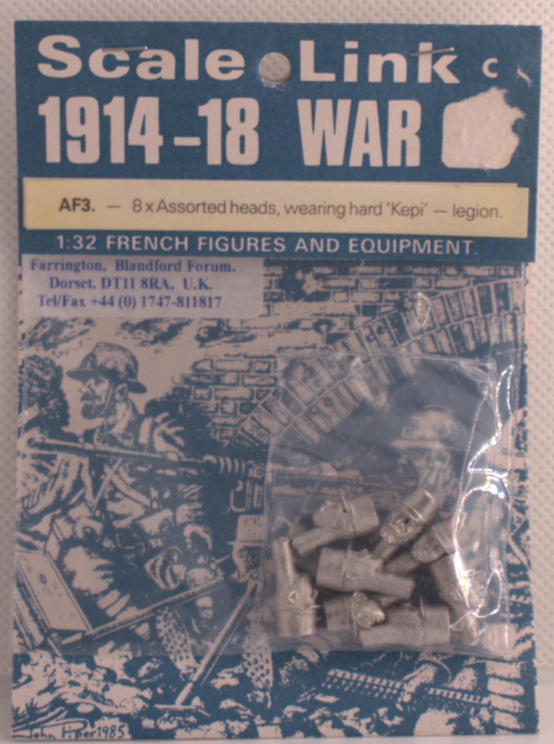 Scale Link - FR 8 x Assorted Heads, Hard 'Kepi' 1/32 scale