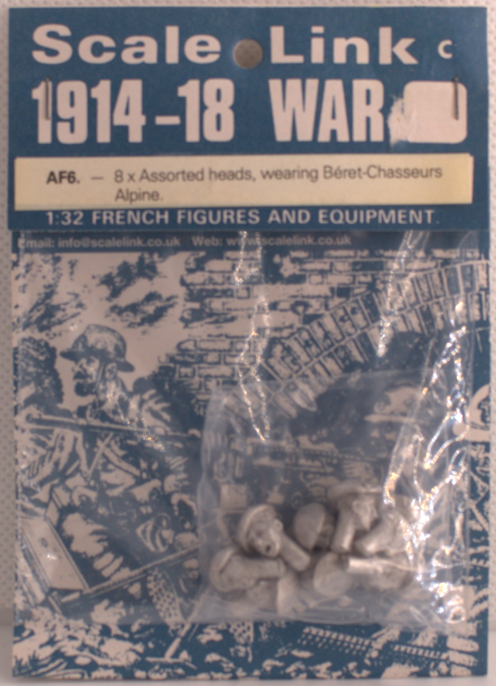Scale Link - FR 8 x Assorted Heads, Beret-Chasseurs 1/32 scale