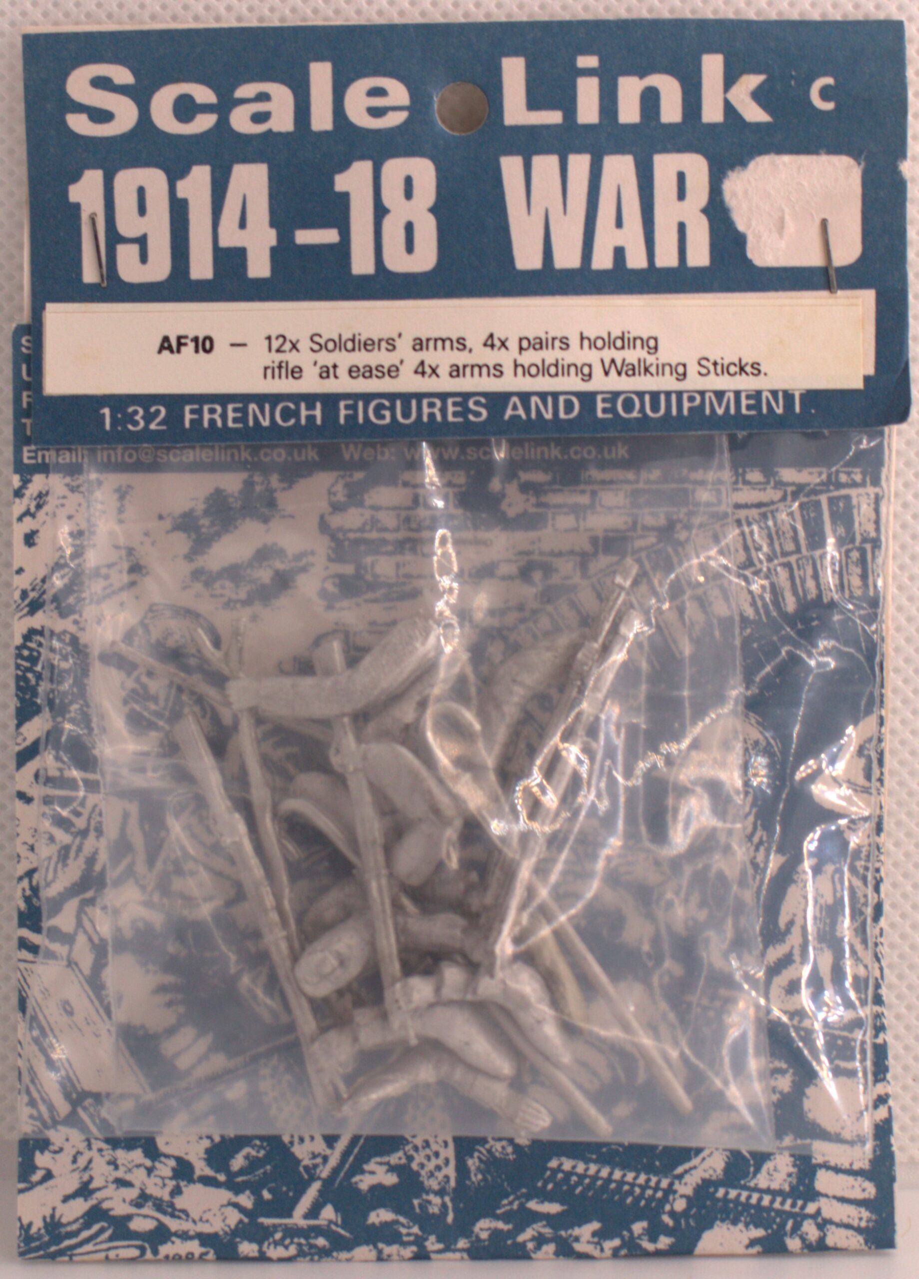 Scale Link - FR 12 x Soldiers Arms 1/32 scale