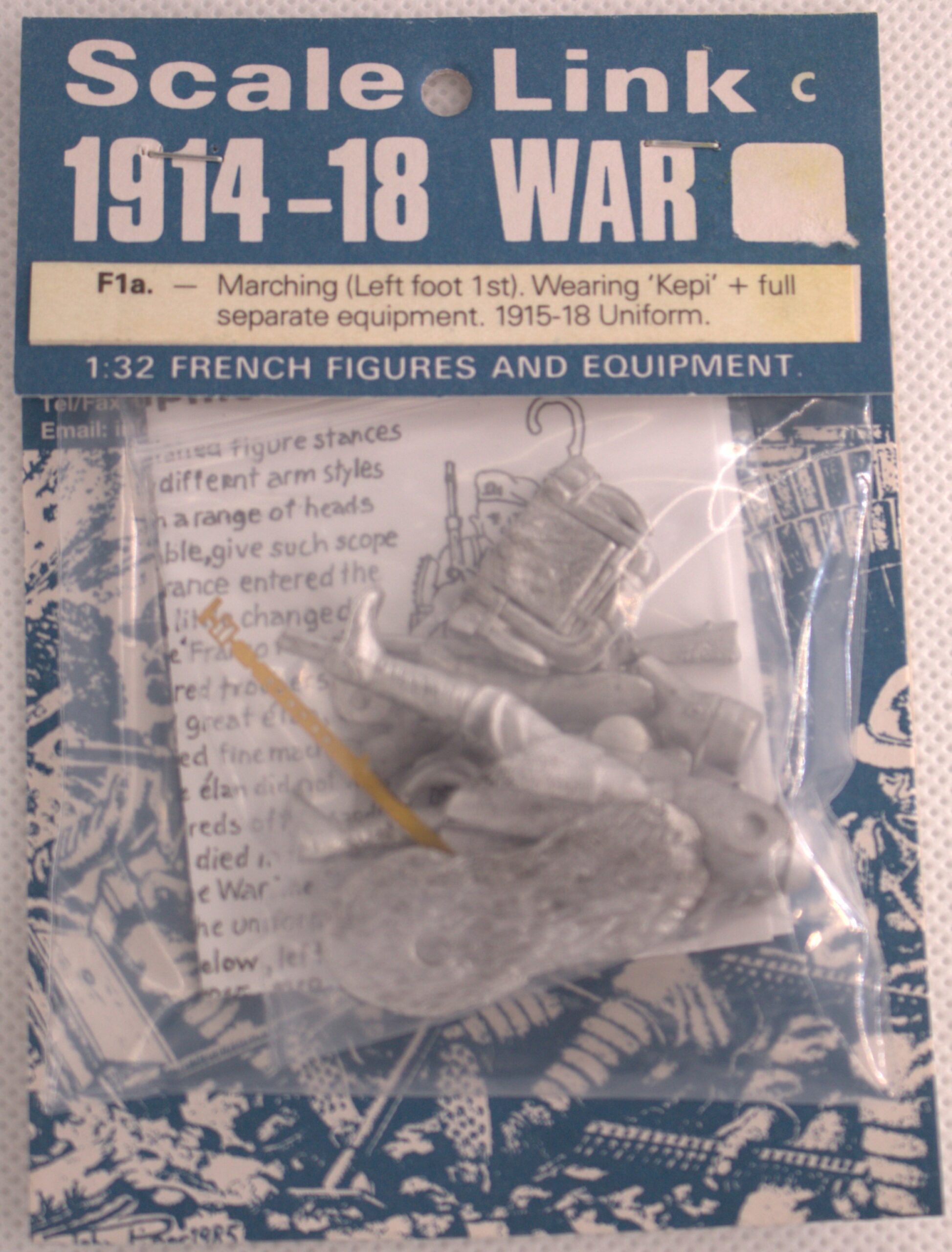 Scale Link - FR Marching (Left Foot First 1st) Wearing 'Kepi' 1915-18 Uniform 1/32 Scale